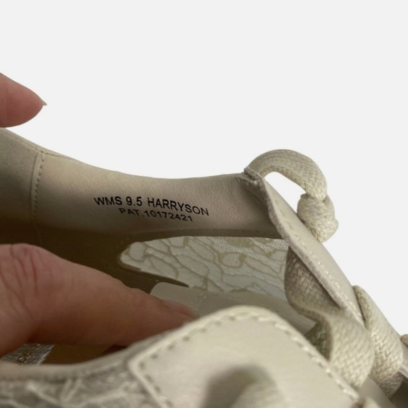 NWOB Dolce Vita Harryson Lace Panel Sneakers Victoriancore Cottagecore Coquette - Picture 9 of 9